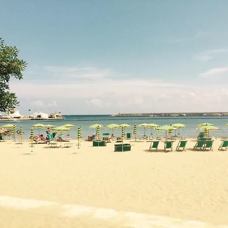 Villa Lavish Seaside With Garden And Stunning Views *