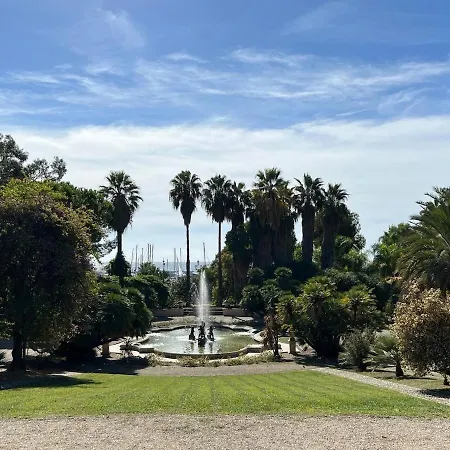 Lavish Seaside With Garden And Stunning Views Vila Sanremo