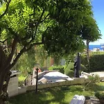 Vila Lavish Seaside With Garden And Stunning Views *