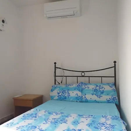 Lavish Seaside With Garden And Stunning Views Санремо