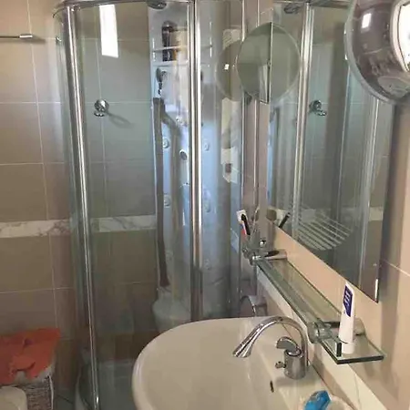 빌라 Lavish Seaside With Garden And Stunning Views *