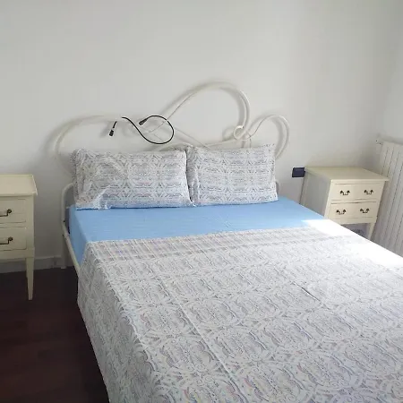 Lavish Seaside With Garden And Stunning Views