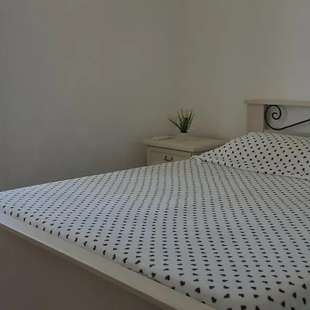 Lavish Seaside With Garden And Stunning Views Villa *