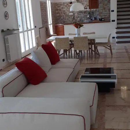 Lavish Seaside With Garden And Stunning Views * Sanremo