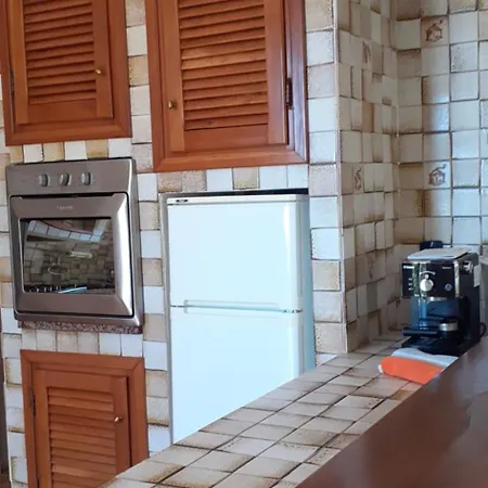 Lavish Seaside With Garden And Stunning Views